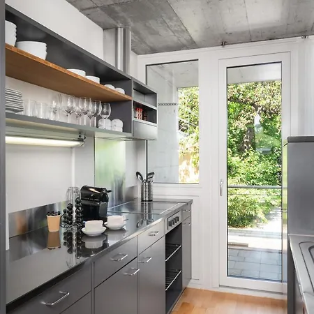 Urban Cube Mit Sauna Тун